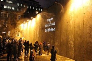 Bethlehem wall is erected in Piccadilly