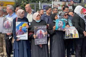 Palestinians demand mobilisation to save hunger-strike prisoners